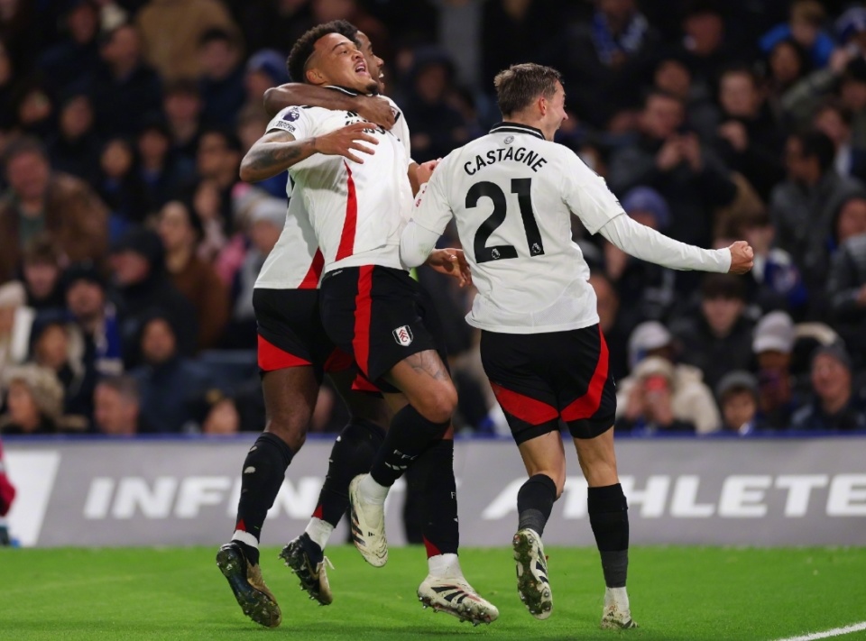 欧冠改制后代表最多球队参赛榜：伊布7队居首，