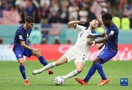 深度解析：博彩公司如何利用“虚假弹窗”打断玩家的理智思考节奏。（揭秘博彩公司如何借“假弹窗”扰乱玩家的理性决策节奏）