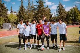 2024预测模型：基于社交网络互动数据预测特定社区内博彩负债率的方法。（2024年基于社交网络互动数据的特定社区博彩负债率预测方法）